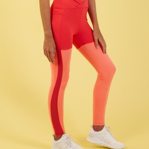 Gymshark Nikki B. Red Coral Dynamic Leggings, Med. - Picture 3 of 8